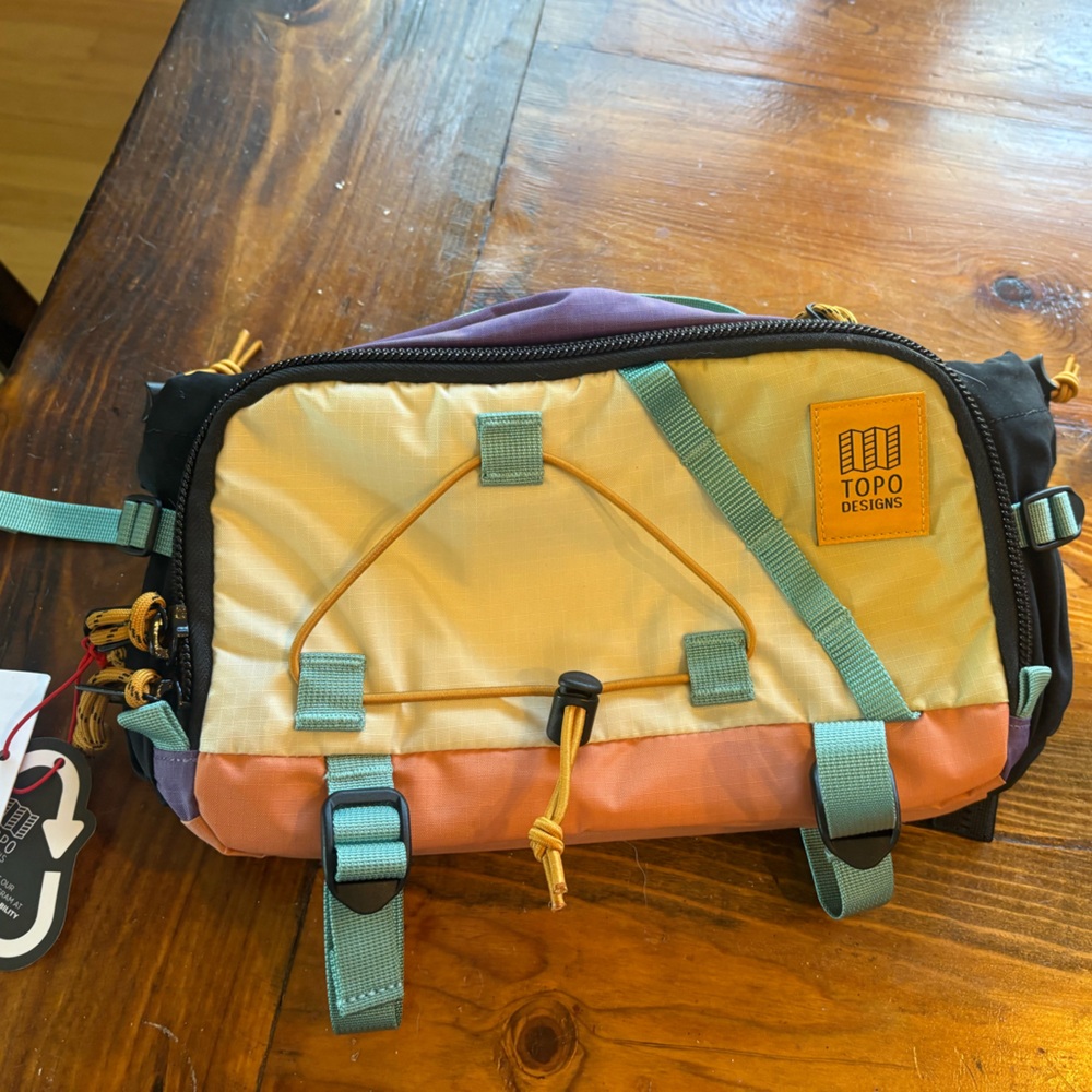 Topo Designs mountain hydro hip pack NWT
